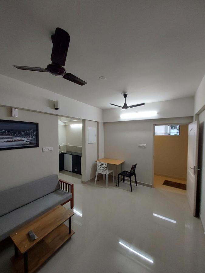 Hotel Mannat Residence Тривандрум Экстерьер фото