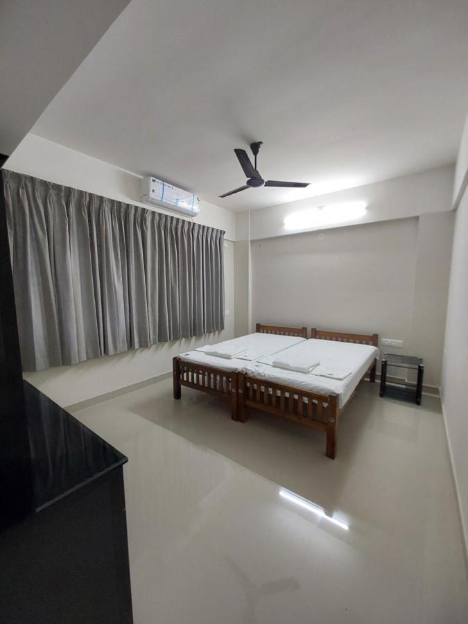 Hotel Mannat Residence Тривандрум Экстерьер фото